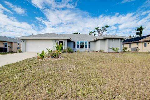 A home in PORT CHARLOTTE