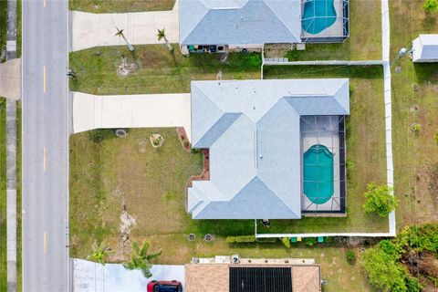 A home in PORT CHARLOTTE