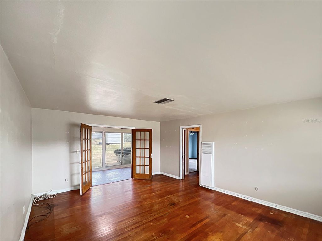 Photo of 1621 SE 17th Street, Ocala, FL 34471 (MLS # OM714940)