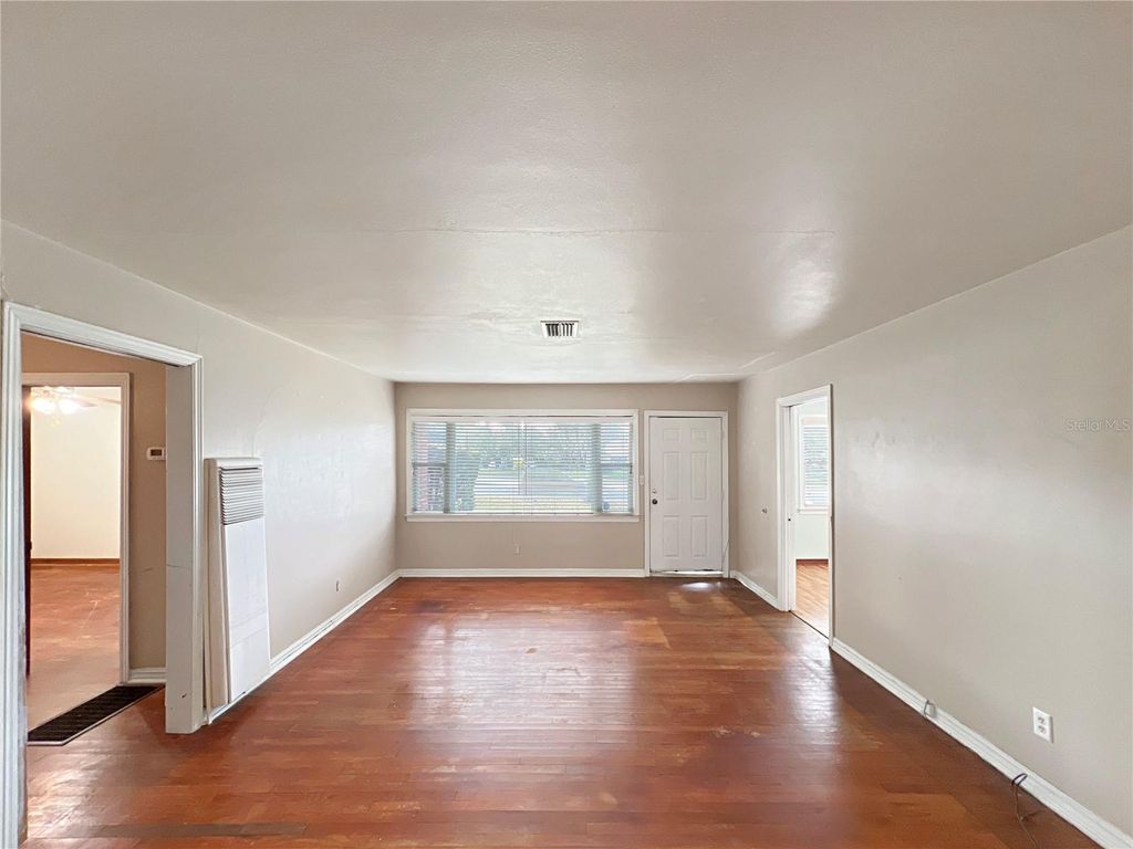 Photo of 1621 SE 17th Street, Ocala, FL 34471 (MLS # OM714940)