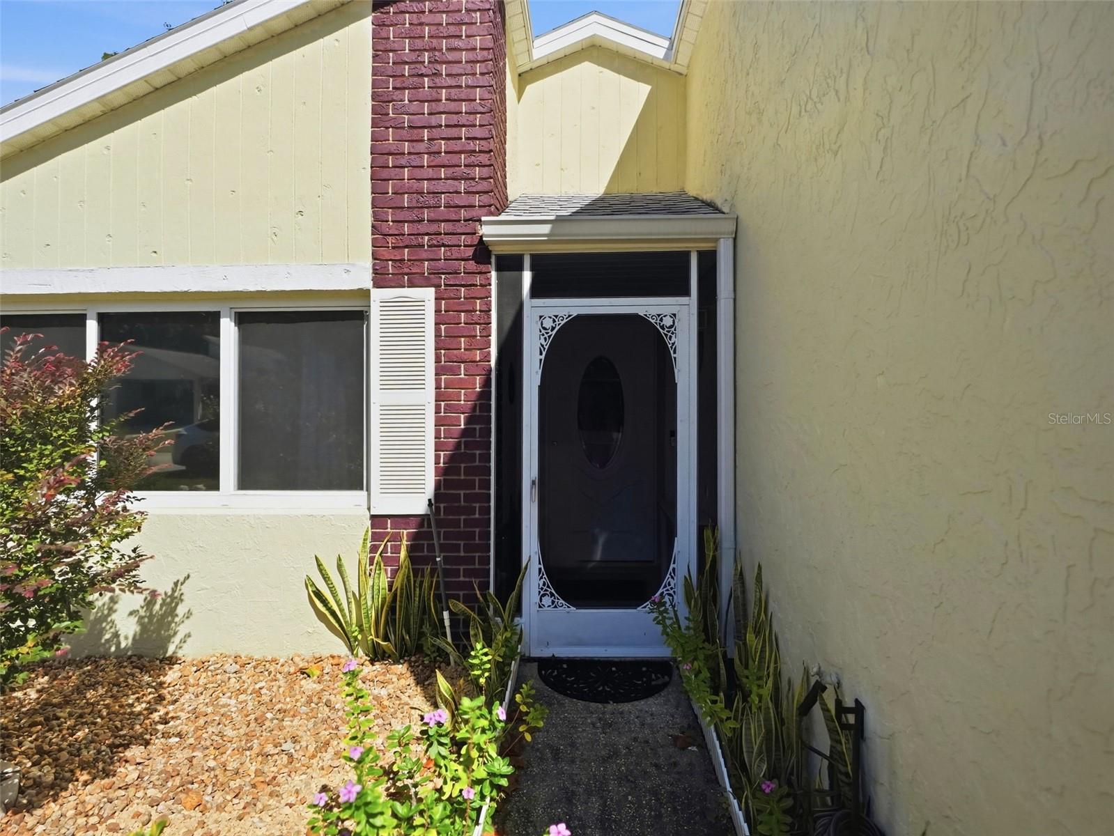 10 CHINABERRY CIRCLE