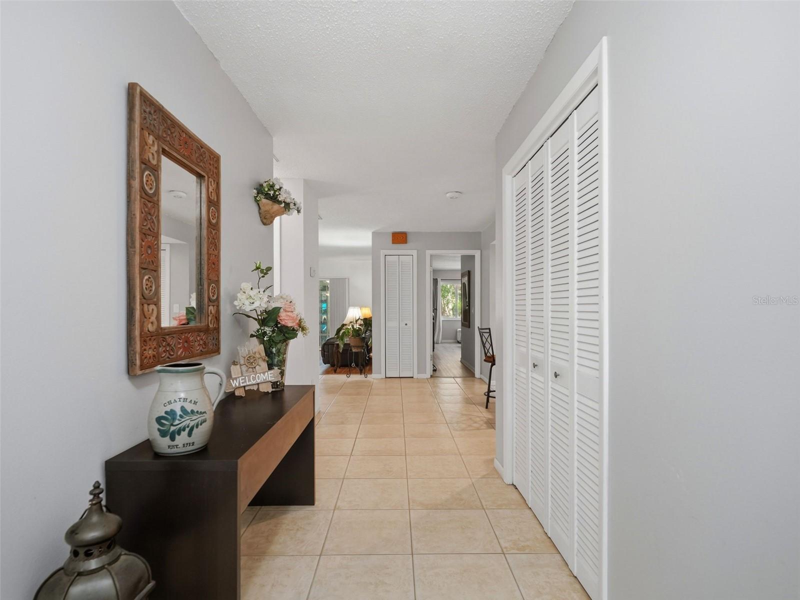 10 CHINABERRY CIRCLE