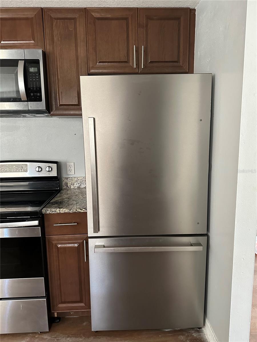 BEAU VUE ESTATES - Residential Income