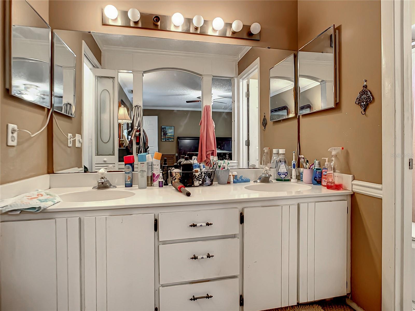 ORLANDIA HEIGHTS UNREC 241 - Residential