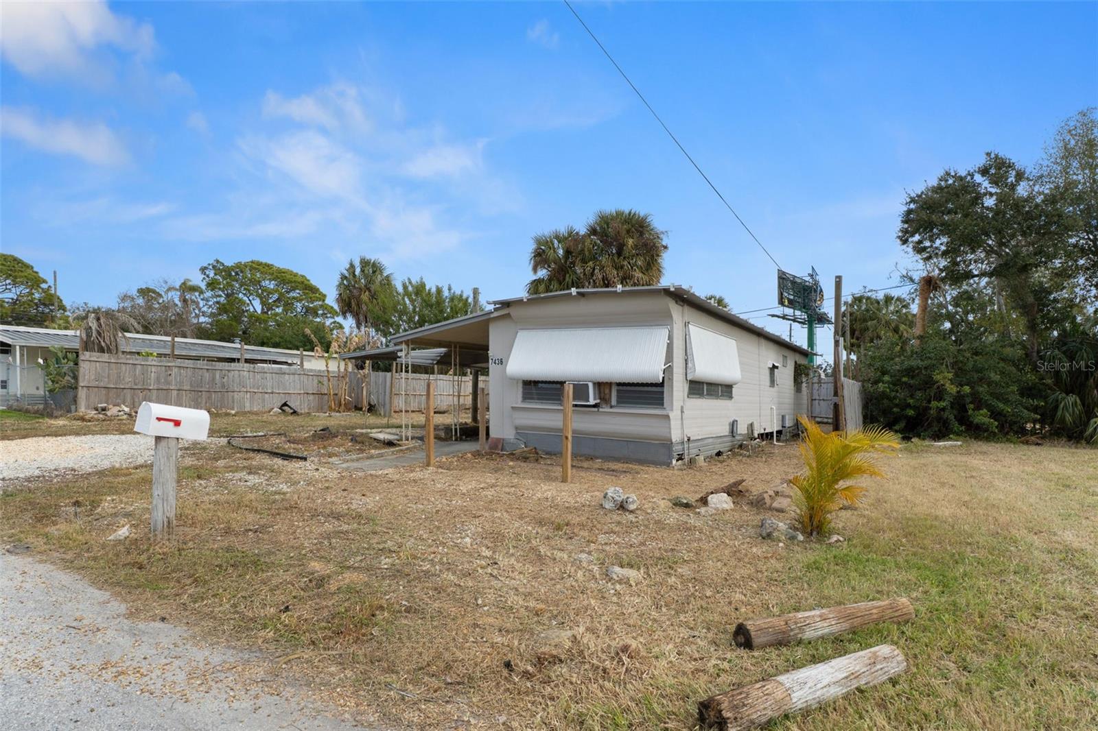 COTEE RIVER TRAILER ESTATES - Residential