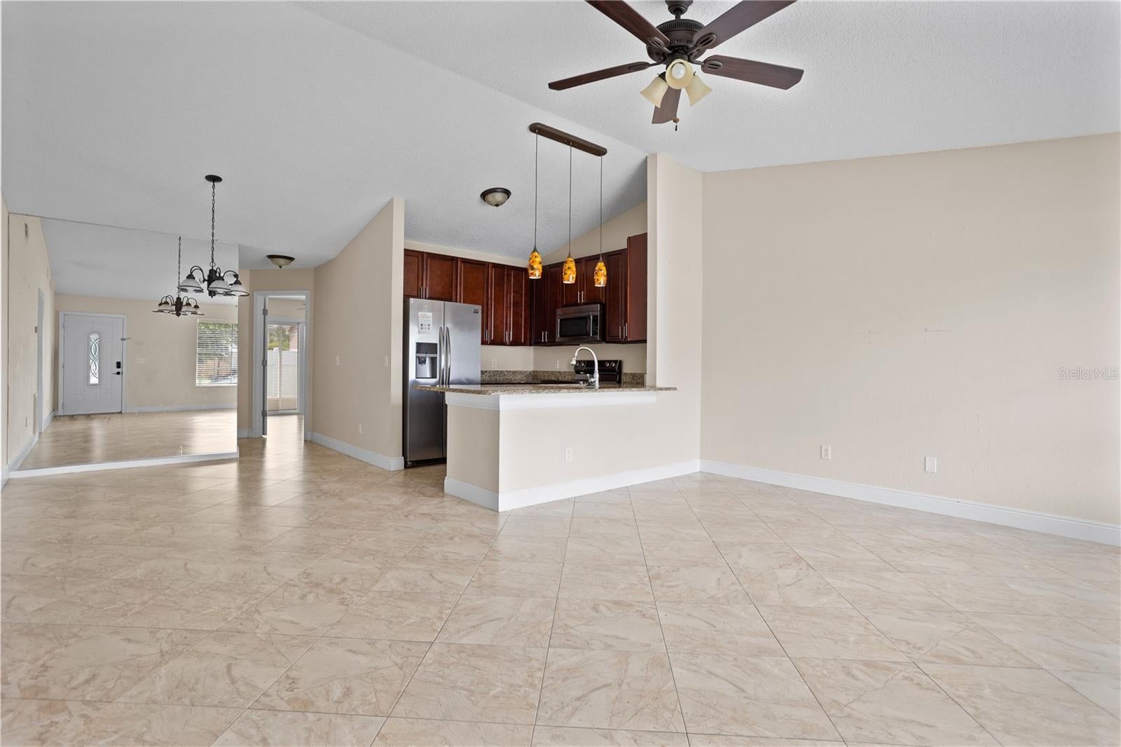 1208 ROMA COURT