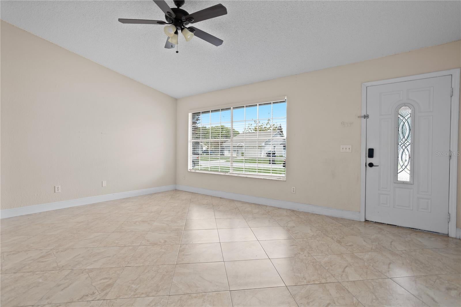 1208 ROMA COURT