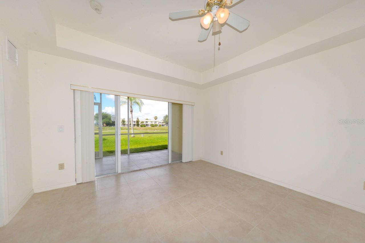 LINKS EDGE - Residential