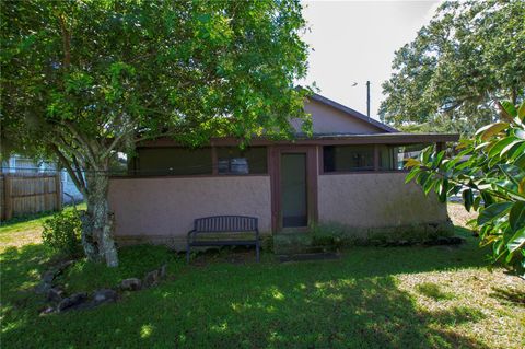 1709 W 11TH STREET SANFORD FL 32771