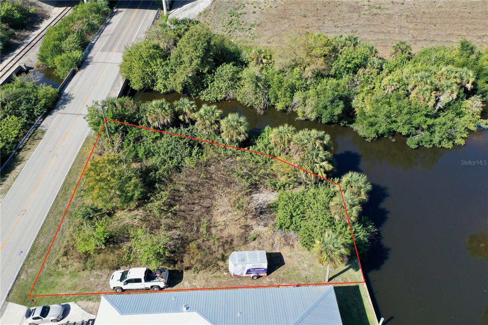 WYCHEWOOD SHORES - Land