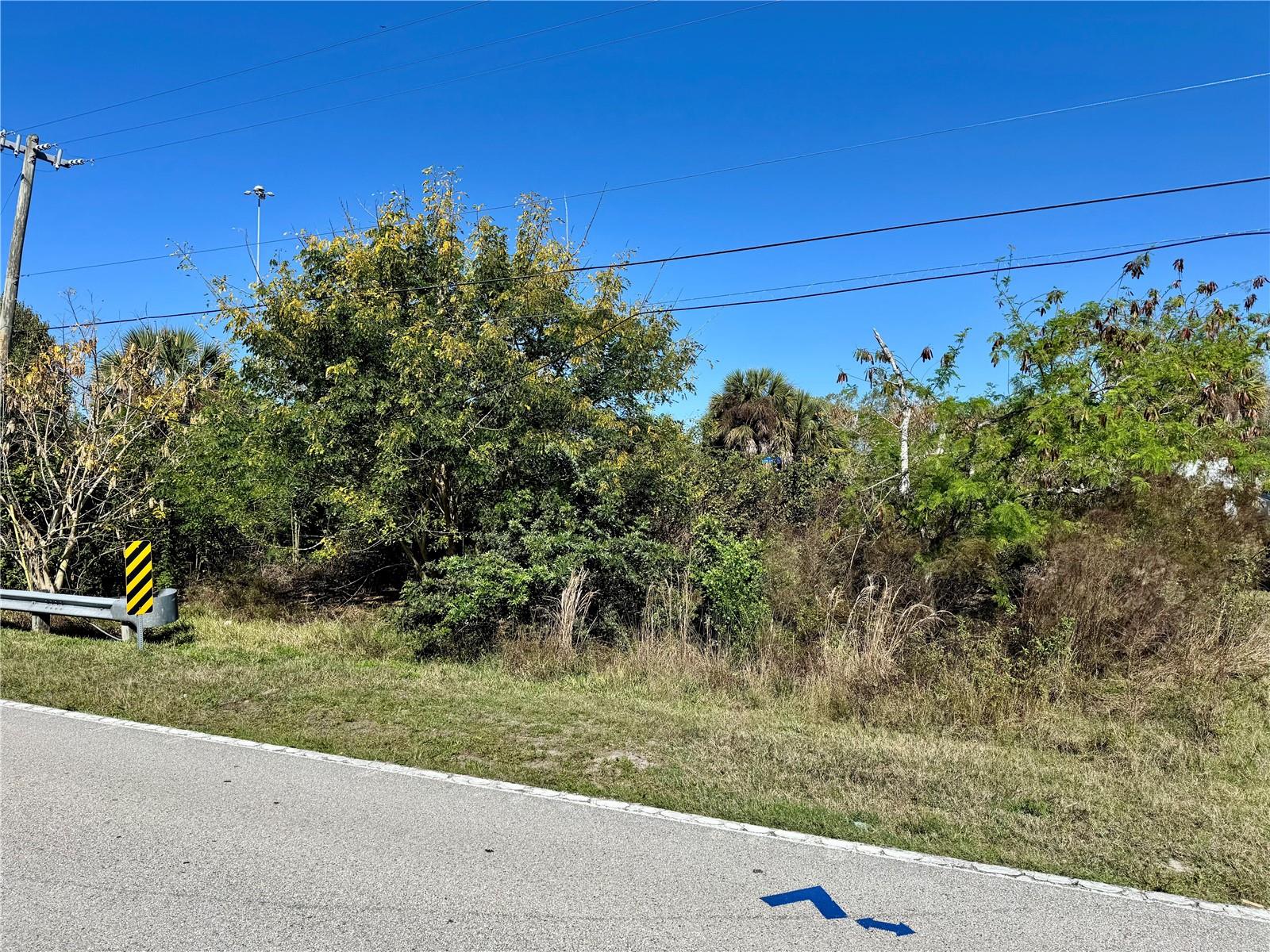 WYCHEWOOD SHORES - Land