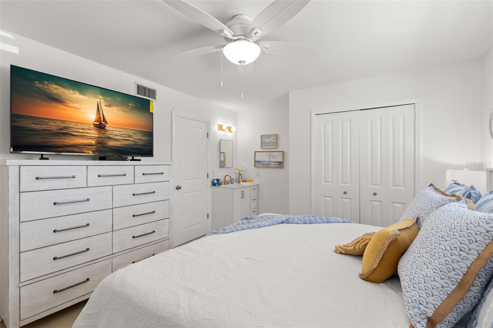 BEACH VILLAS OF TREASURE ISLAND - Residential