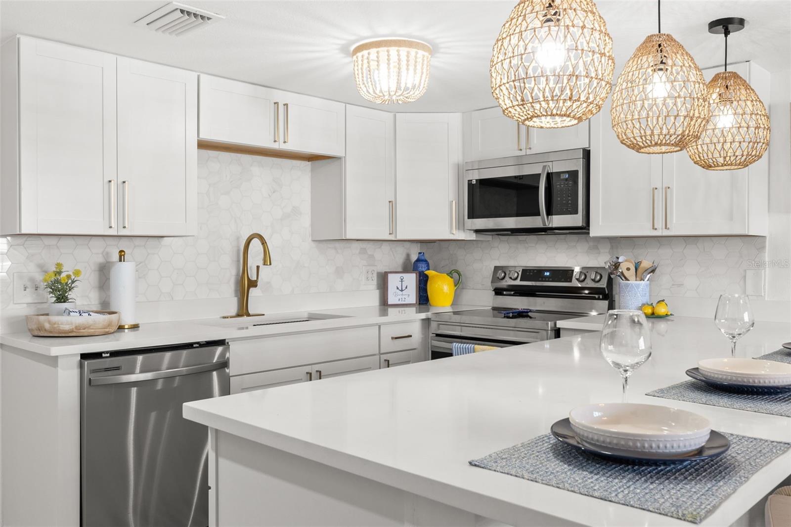 BEACH VILLAS OF TREASURE ISLAND - Residential