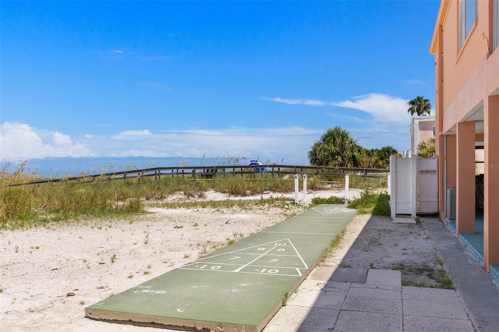 BEACH VILLAS OF TREASURE ISLAND - Residential