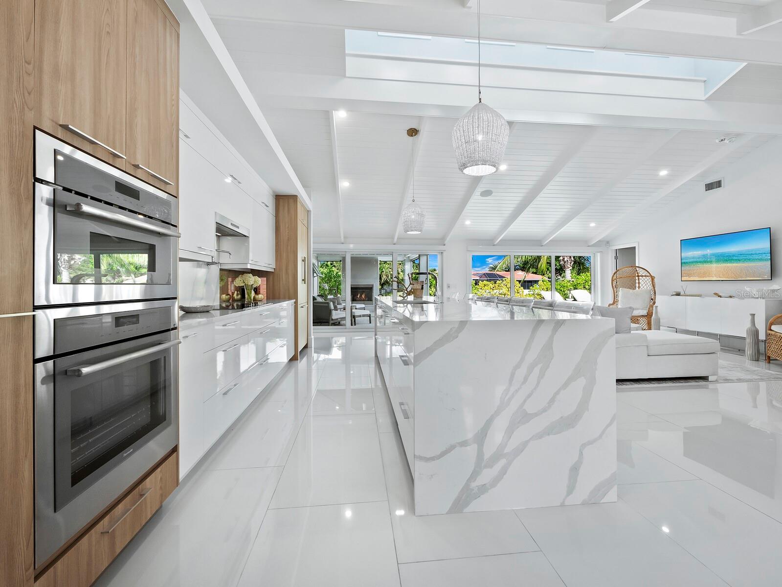 COUNTRY CLUB SHORES SEC 02 - Residential