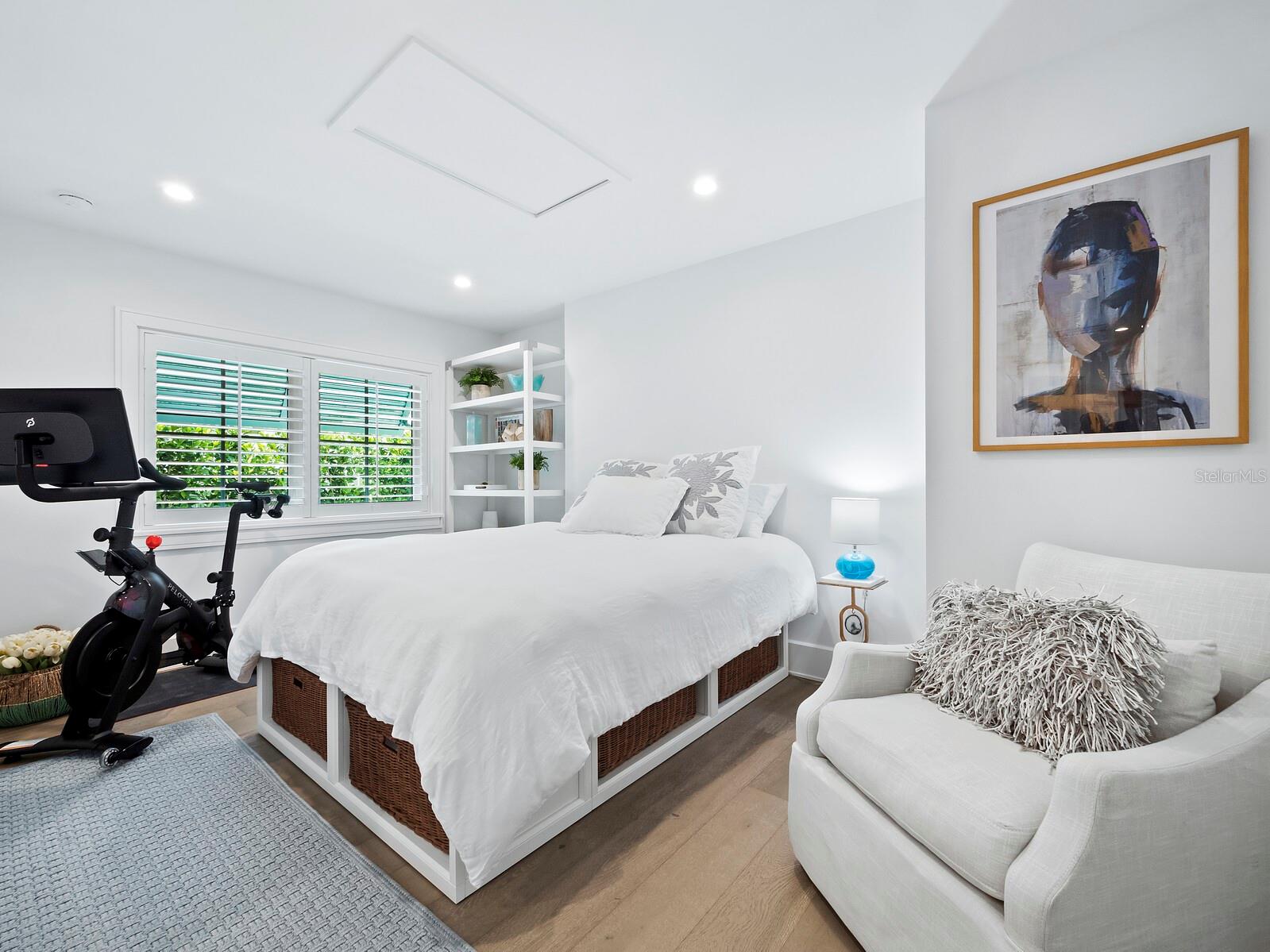 COUNTRY CLUB SHORES SEC 02 - Residential