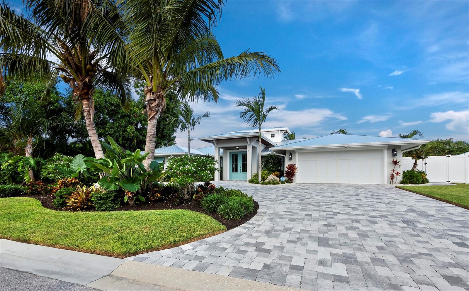 COUNTRY CLUB SHORES SEC 02 - Residential