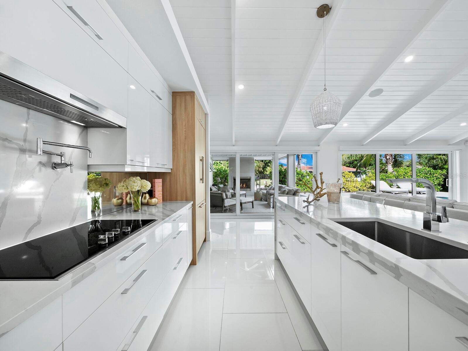 COUNTRY CLUB SHORES SEC 02 - Residential