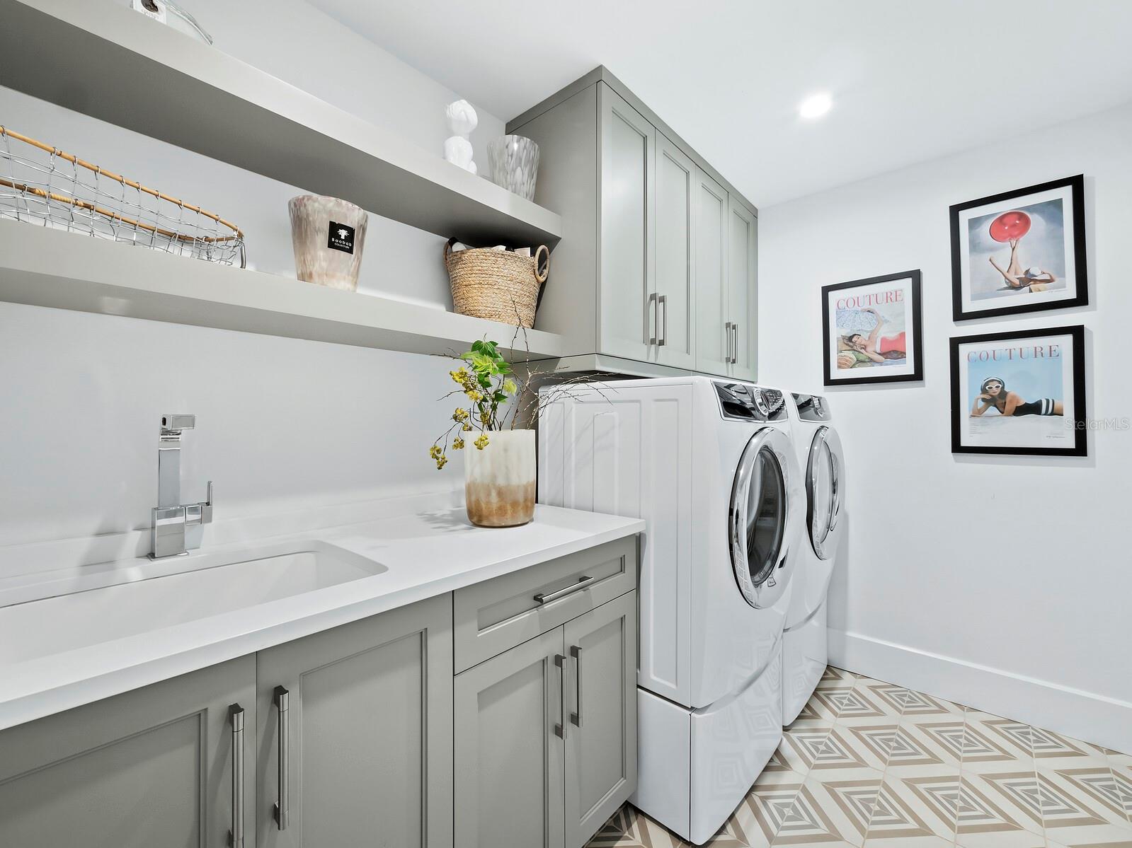 COUNTRY CLUB SHORES SEC 02 - Residential