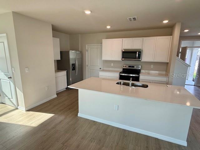 8813 CLEAR VIEW STREET