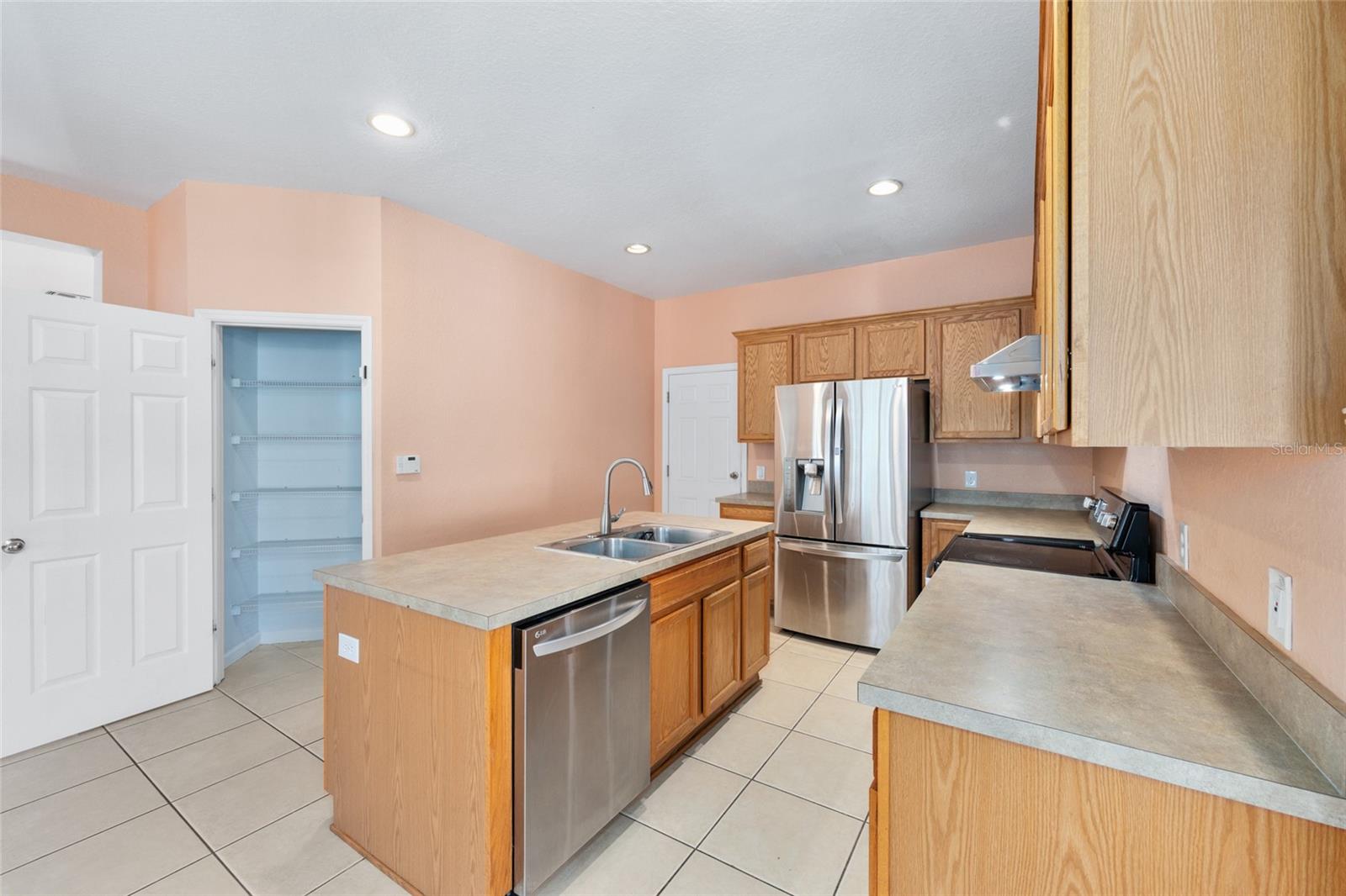 SADDLE CREEK PH 01 - Residential