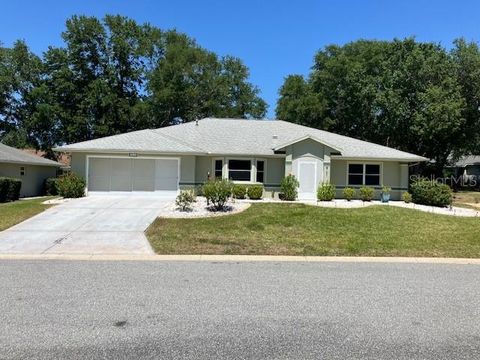 Photo of 6419 Borg Street, Leesburg, FL 34748 (MLS # O6301006)