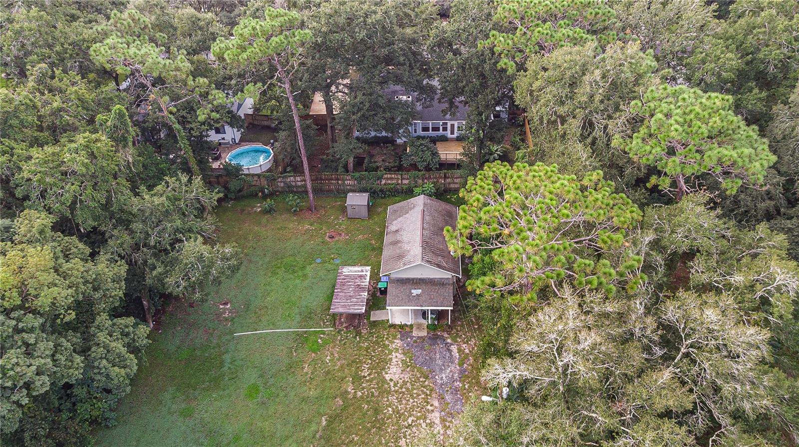 WEKIWA HILLS FIRST ADD - Residential