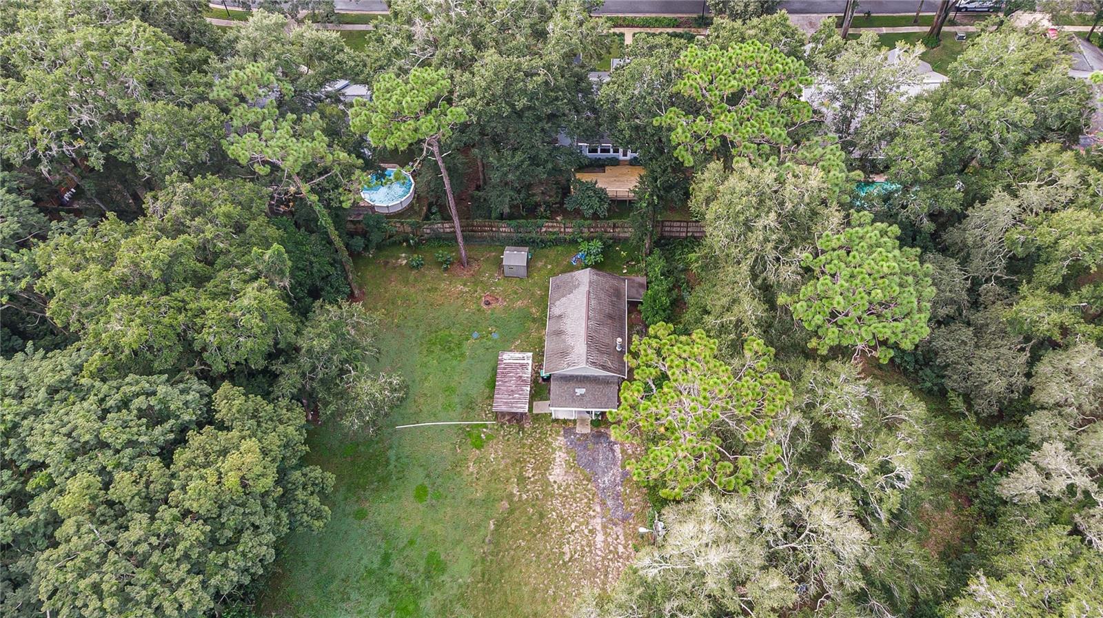 WEKIWA HILLS FIRST ADD - Residential