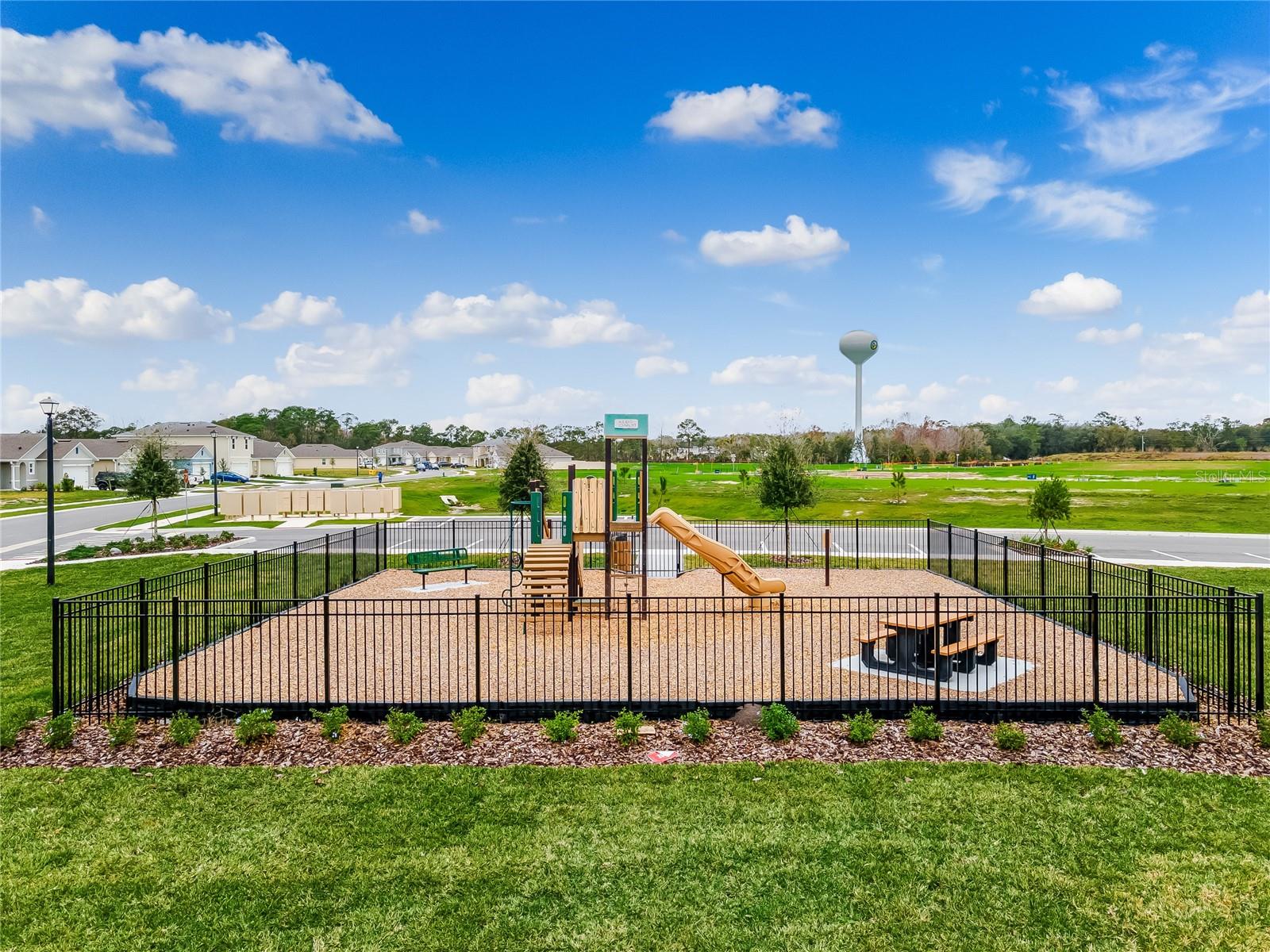 1368 GRAND FLORA LANE