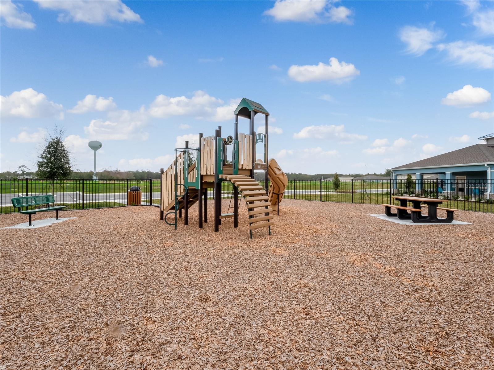 1368 GRAND FLORA LANE