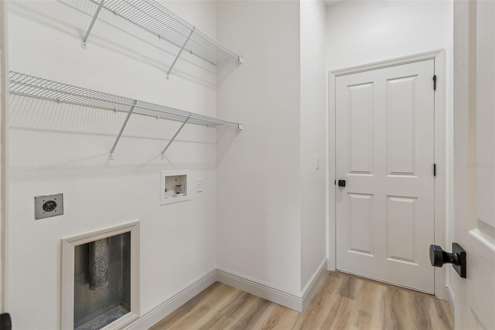 WYNDHAM LAKES PH 04 - Residential