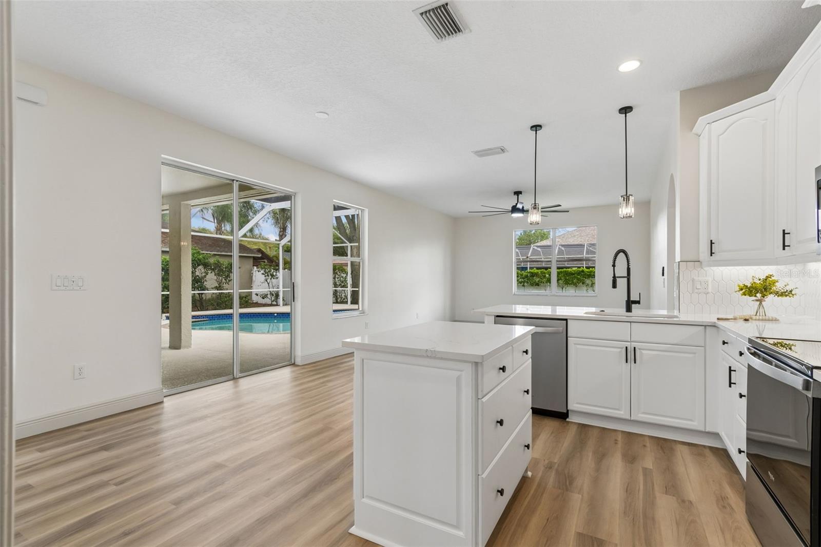 WYNDHAM LAKES PH 04 - Residential