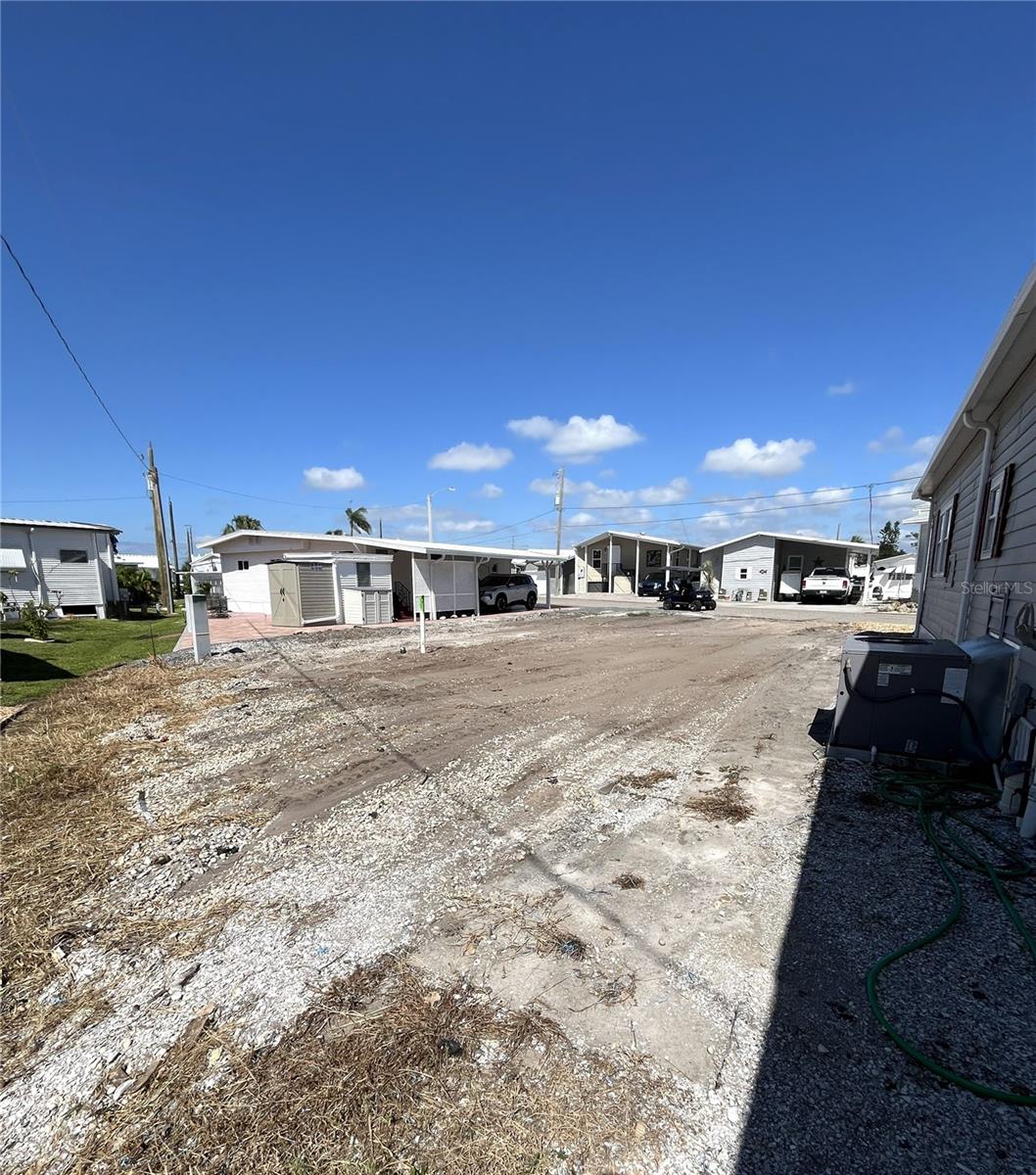 TRAILER ESTATES FIRST ADD - Land