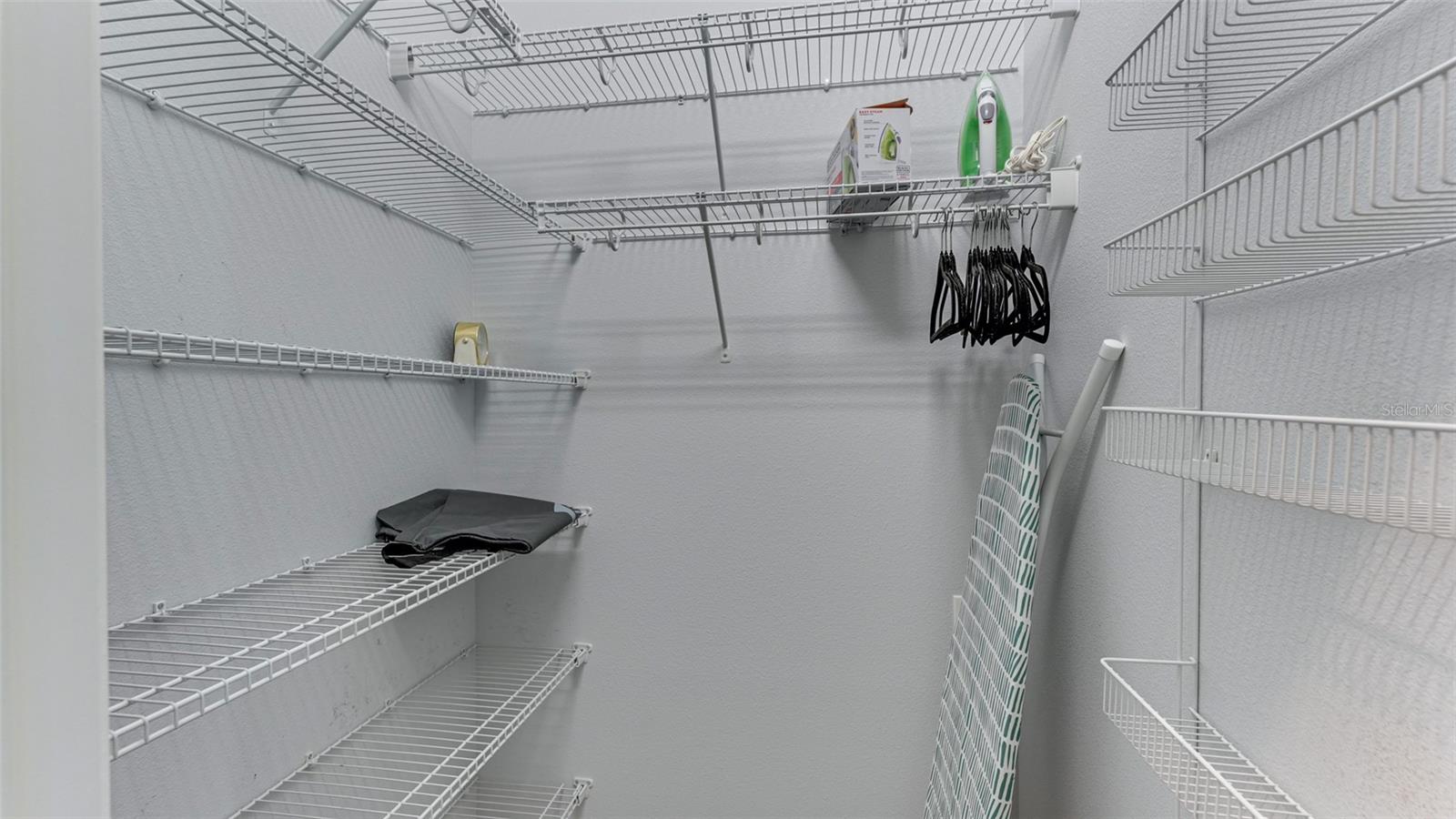 ESPLANADE PH VIII SUBPHASE A & B - Residential Lease