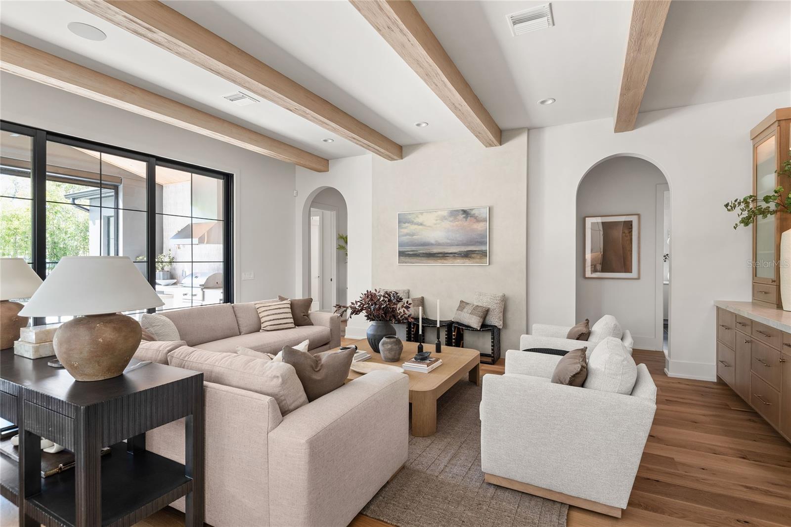 LAKE FOREST PARK - Residential