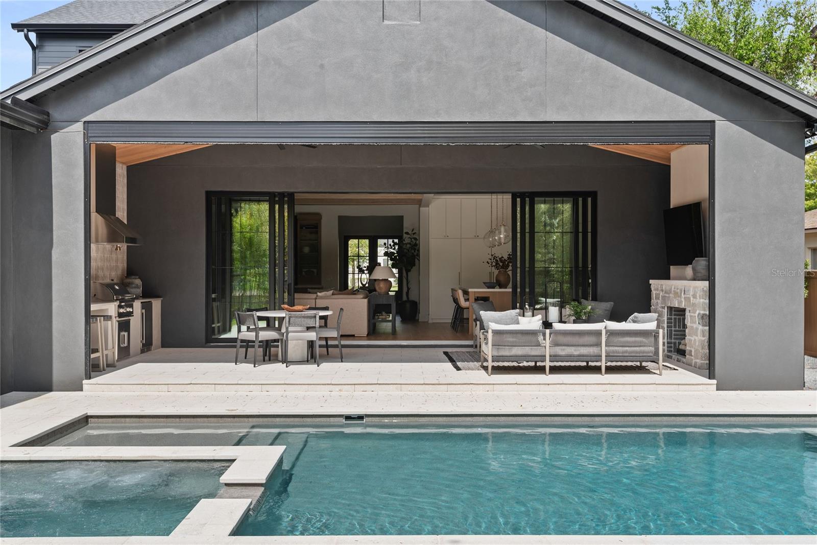 LAKE FOREST PARK - Residential