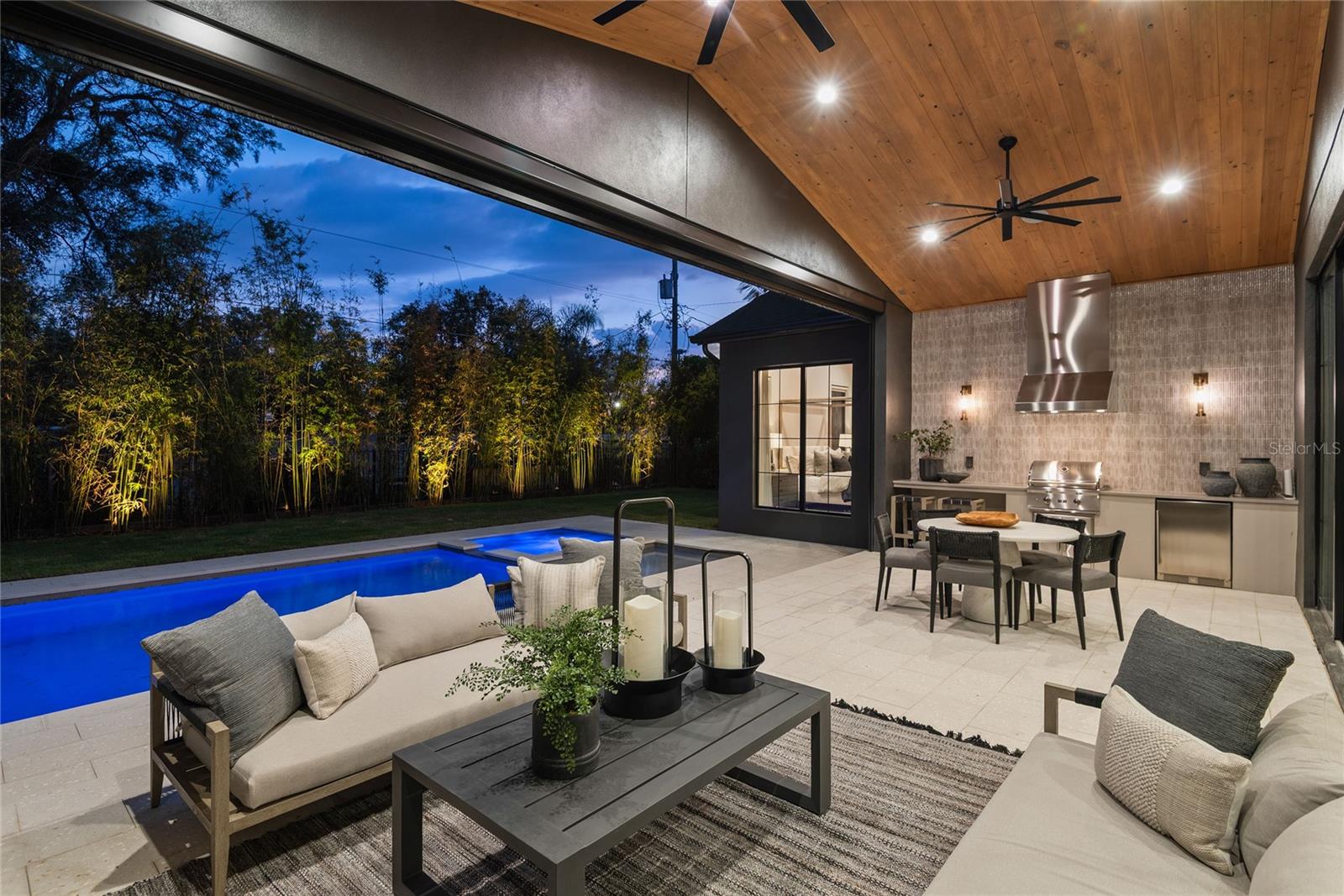 LAKE FOREST PARK - Residential