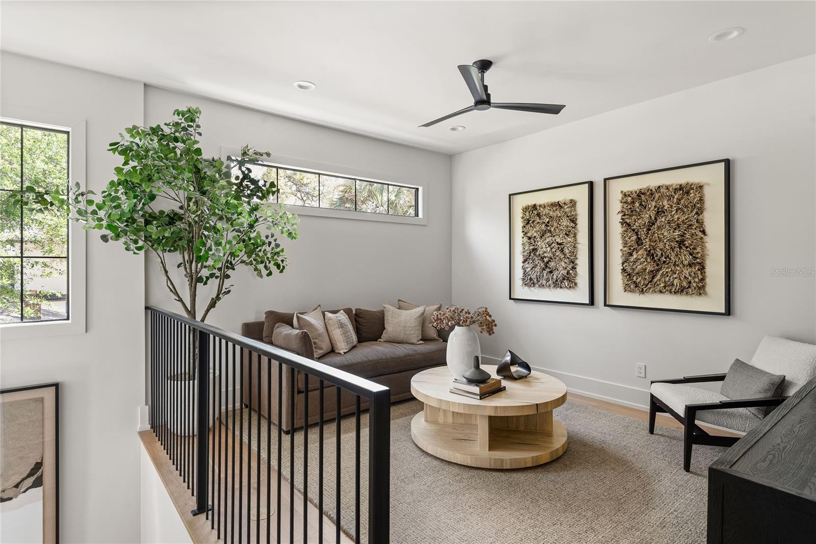 LAKE FOREST PARK - Residential