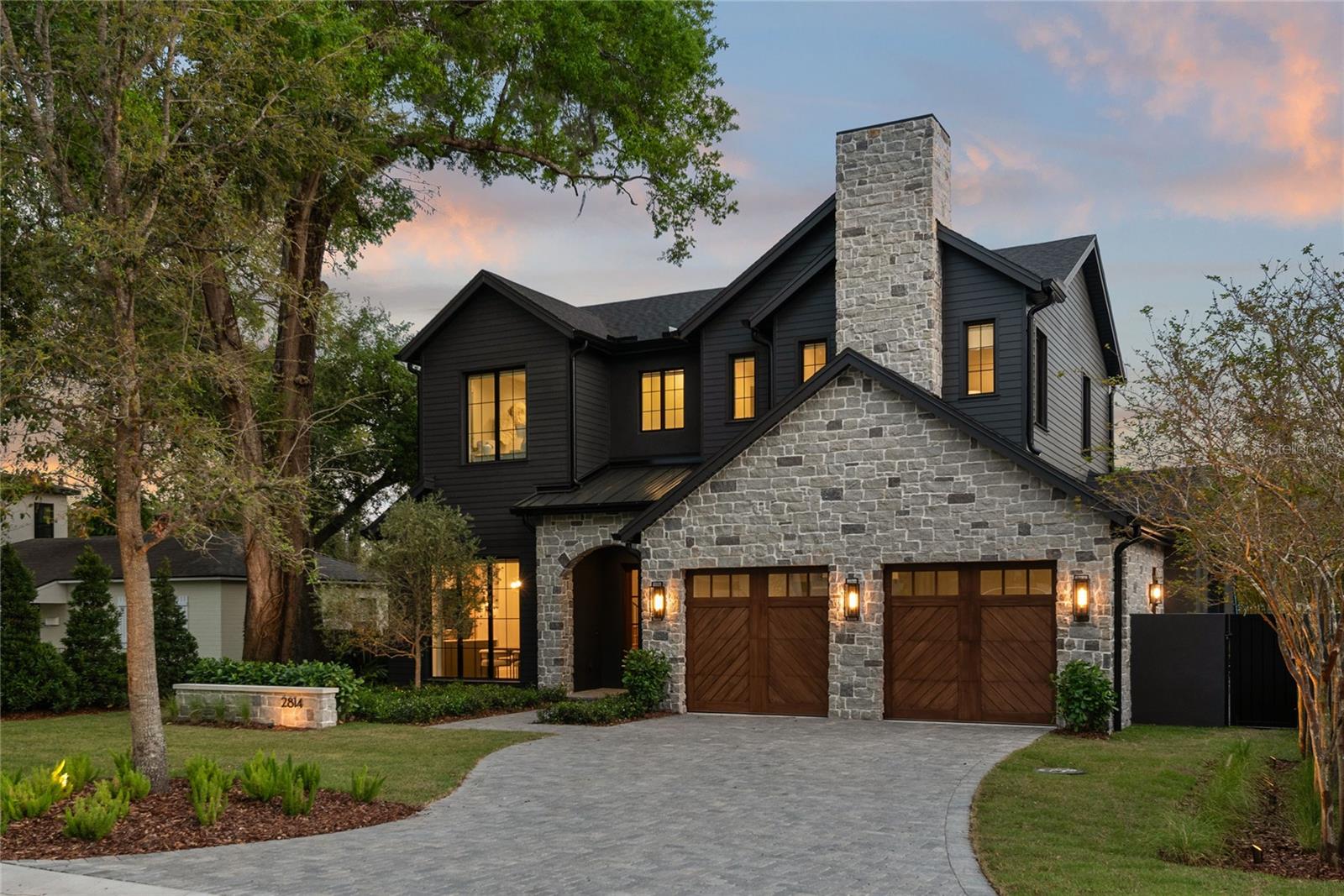 LAKE FOREST PARK - Residential