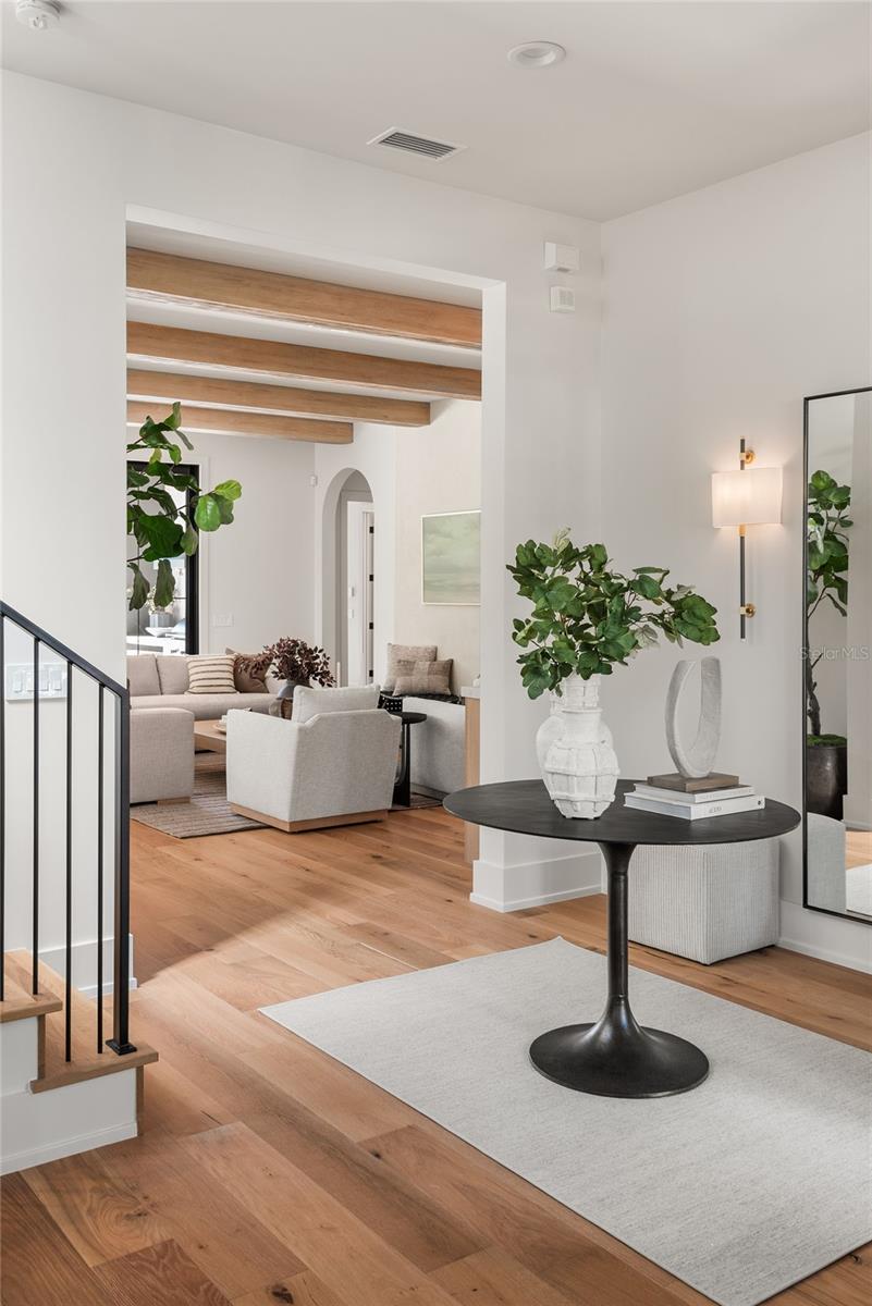 LAKE FOREST PARK - Residential