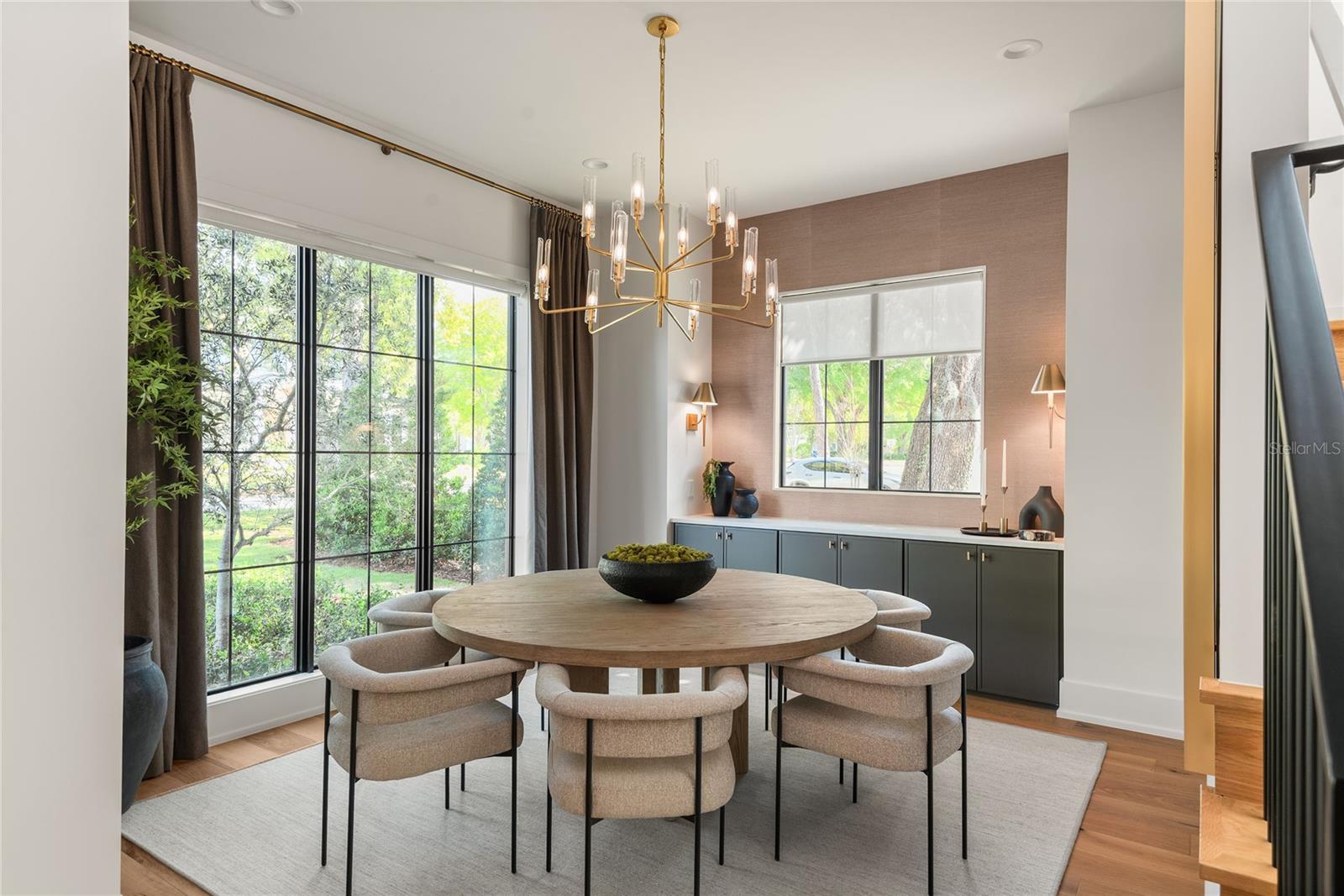 LAKE FOREST PARK - Residential