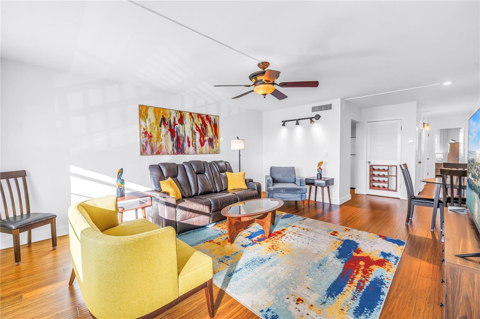 SYLVETTE CONDO - Residential