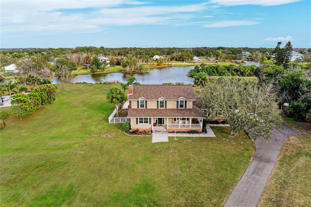 Photo of 1914 24th Avenue W, Palmetto, FL 34221 (MLS # A4678628)