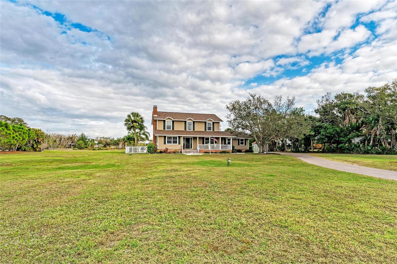 LAKE VIEW ACRES - Residential