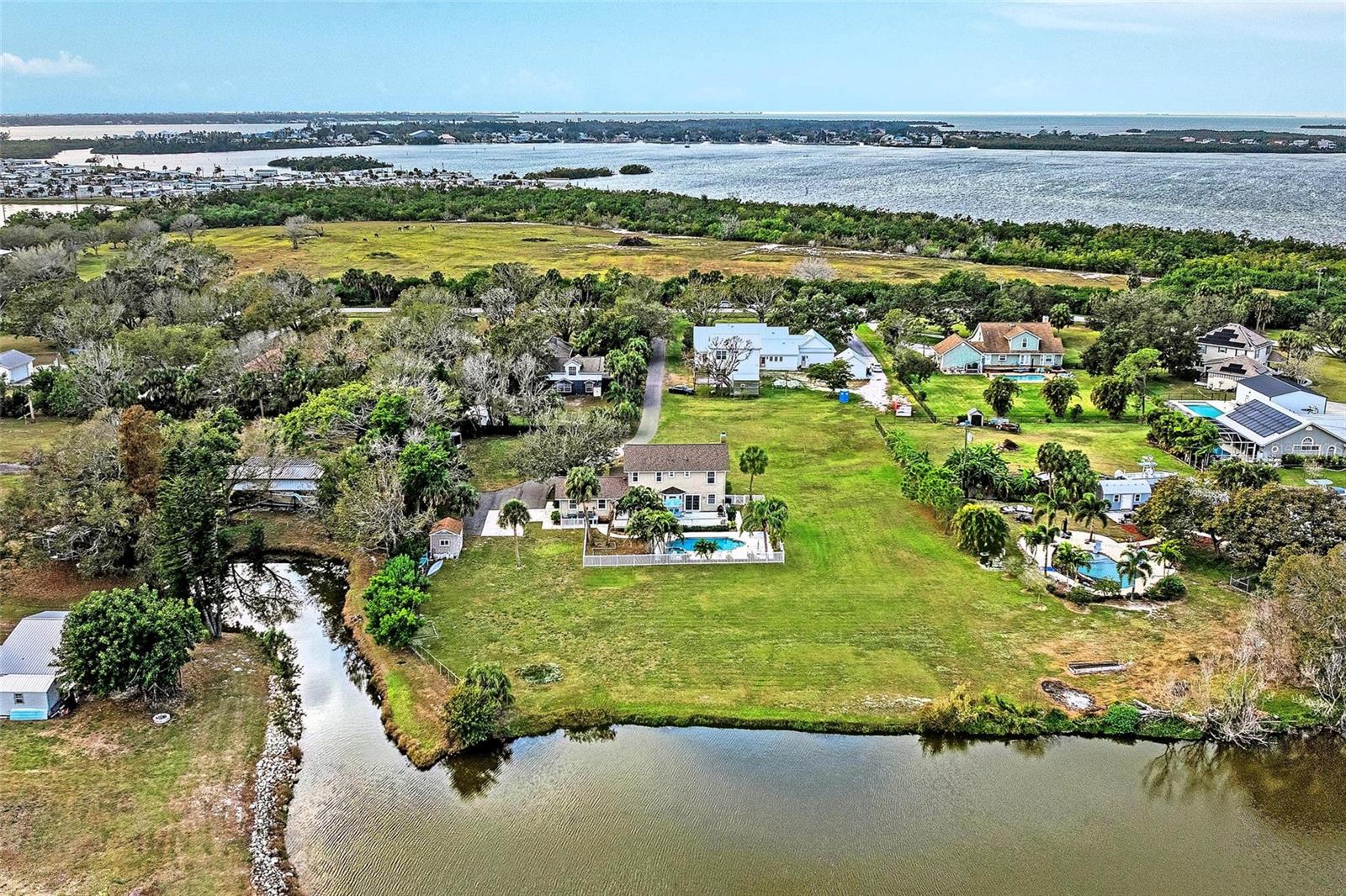 LAKE VIEW ACRES - Residential