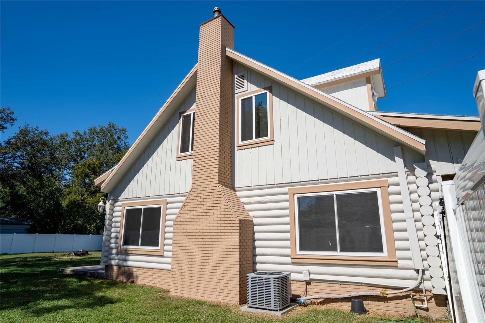 PLAZA SUB - Residential