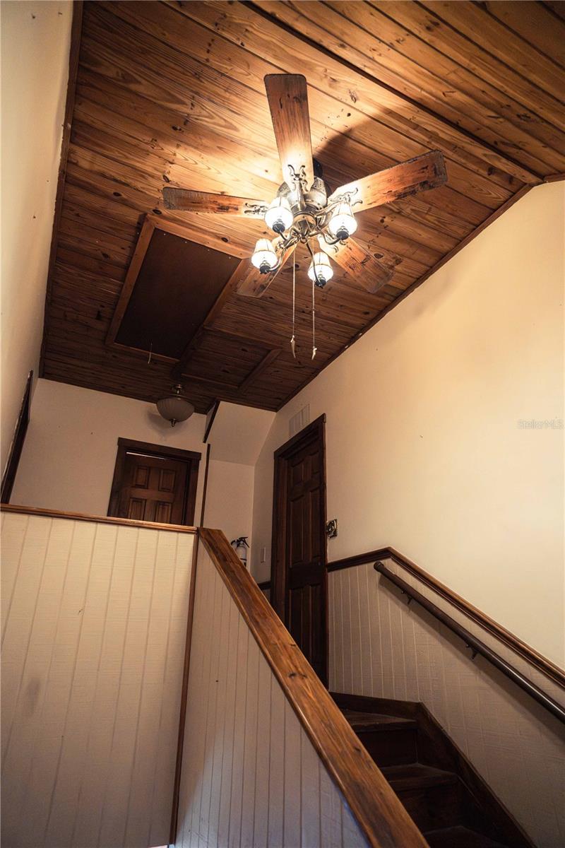 PLAZA SUB - Residential