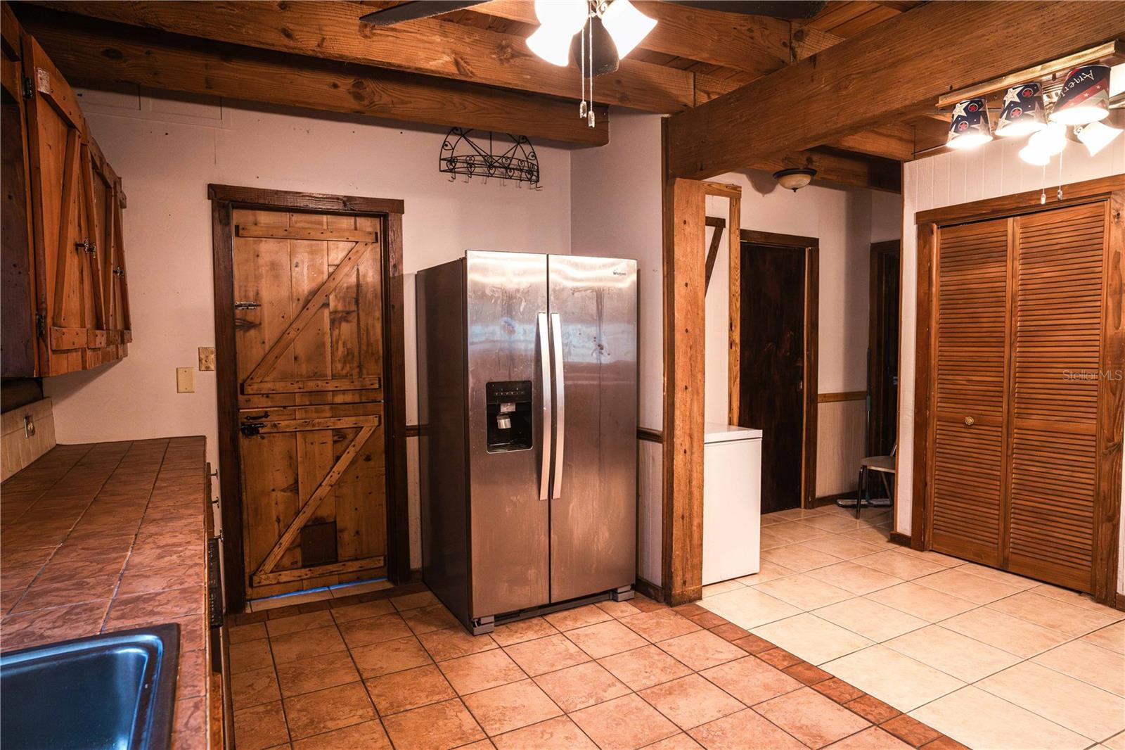 PLAZA SUB - Residential