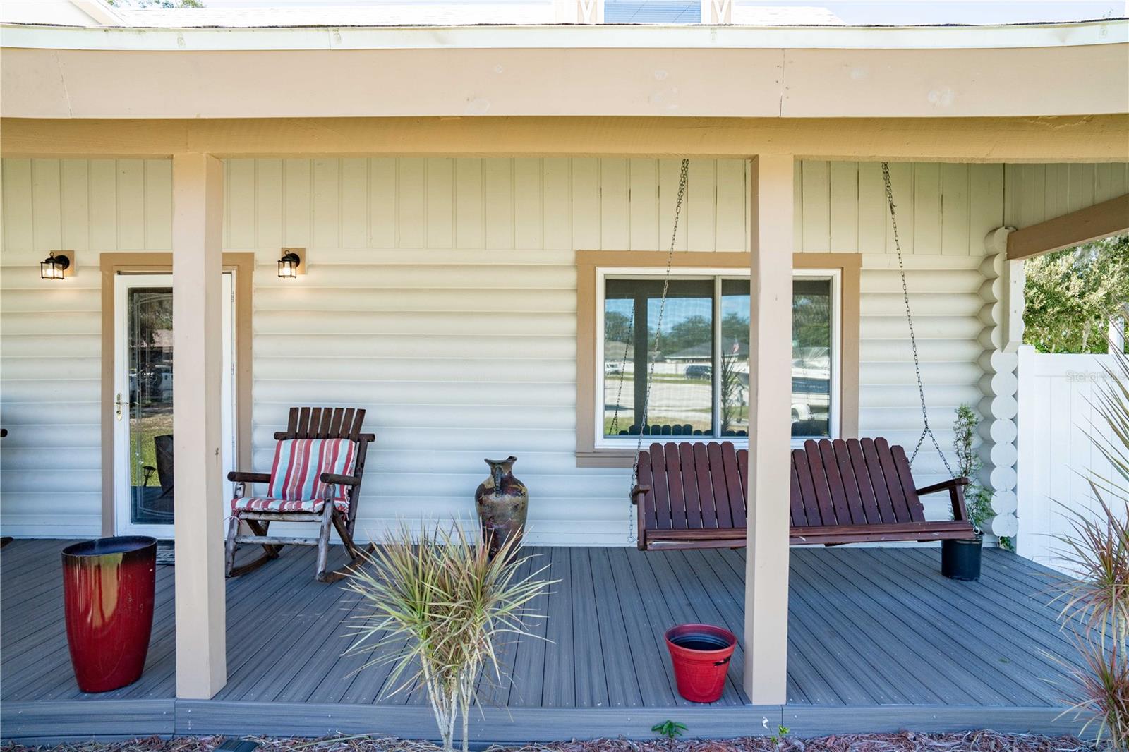 PLAZA SUB - Residential