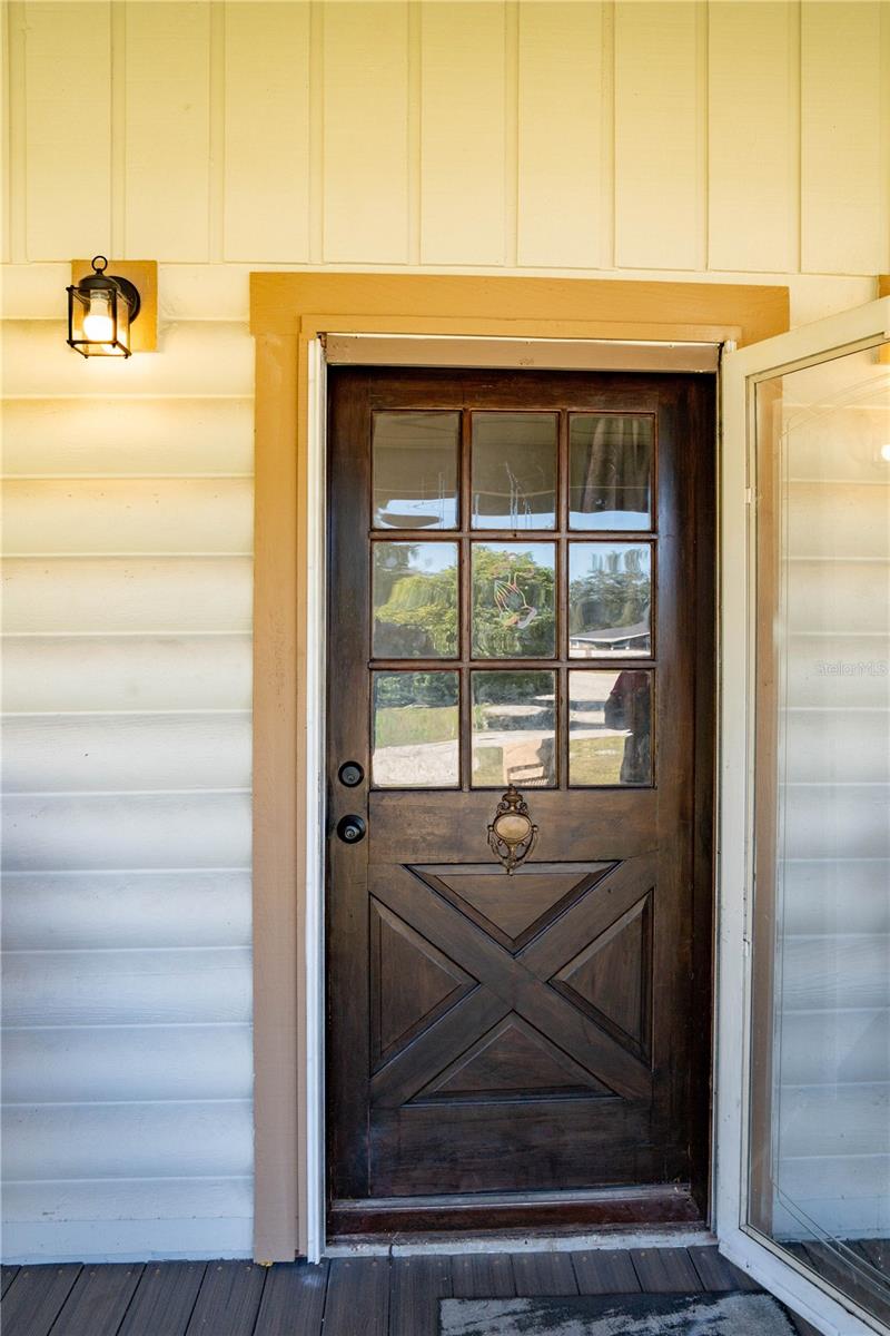 PLAZA SUB - Residential